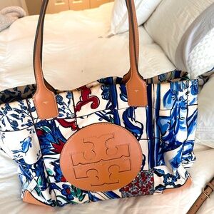 Tory Burch Shoulder Bag